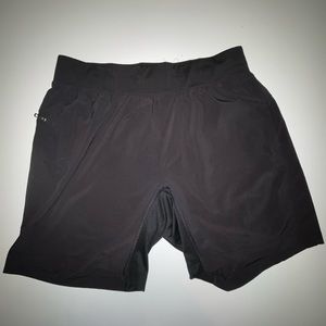 Men’s LuLuLemon Large yoga shorts